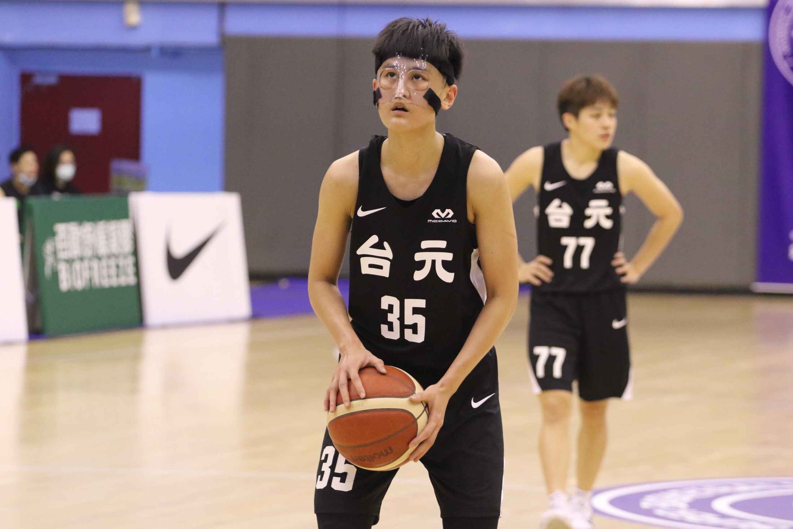 16th WSBL 台元 羅培甄