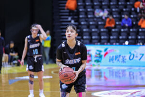 114HBL 金甌 郭螢螢